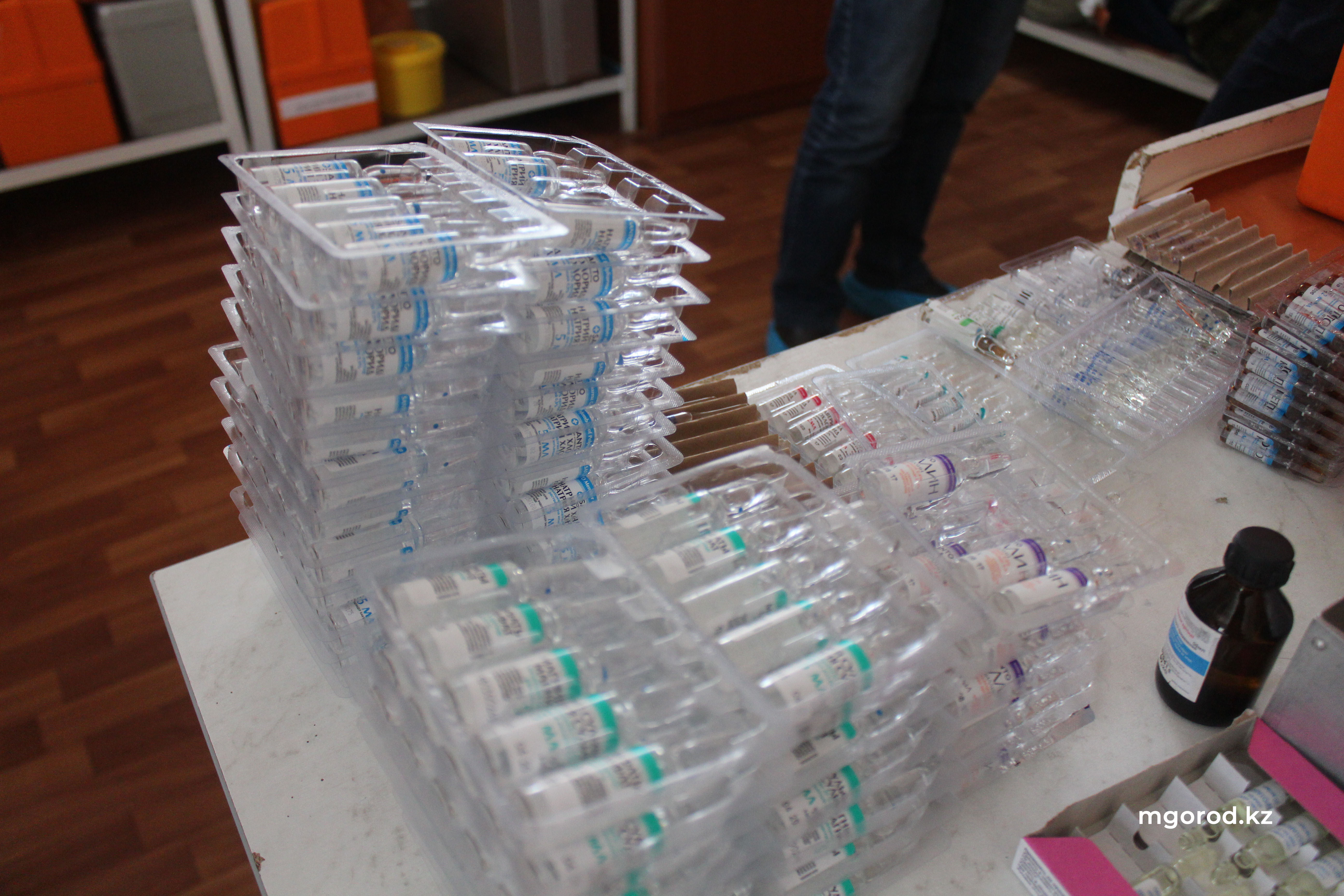 Вакцинация девочек против ВПЧ началась в Атырауской области